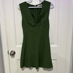 Abercrombie & Fitch dress
Size: S Color: Green